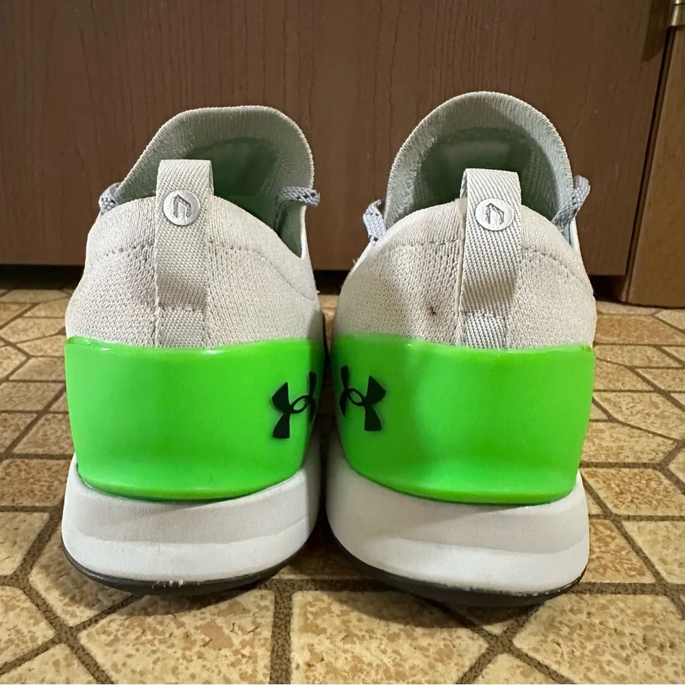 Under Armour Mens TriBase Reign 3 NM Training Shoes Concrete 3024701 101 Sz 11.5